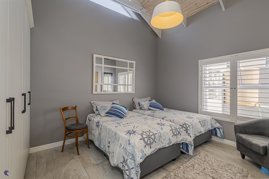 3 Bedroom Property for Sale in Calypso Beach Western Cape